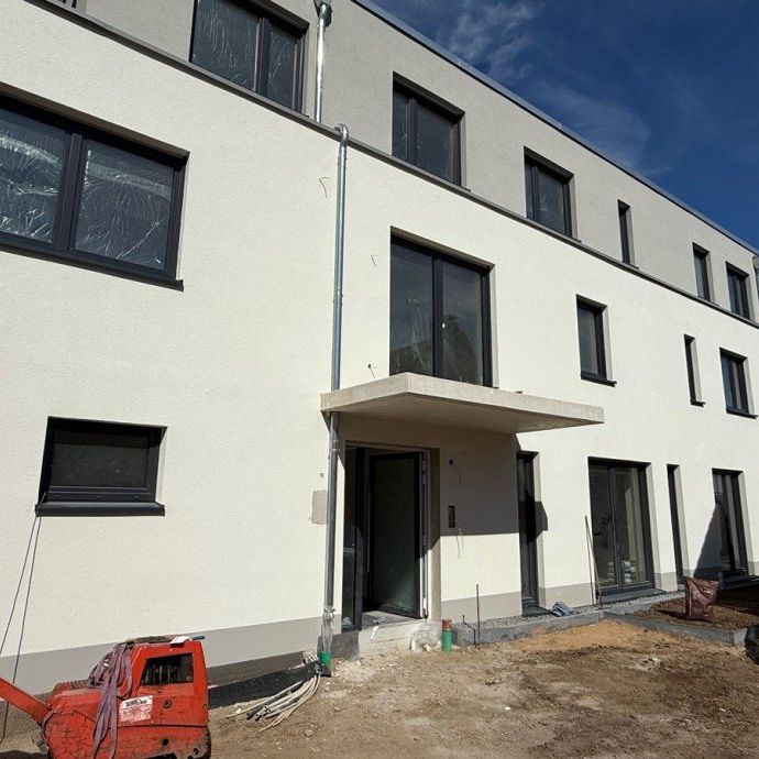 SANKT AUGUSTIN, TOP NEUBAU, 4-5 Zimmer PENTHOUSE Whg. mit 139 m² Wfl. Nähe HIT, ruhig - Photo 1