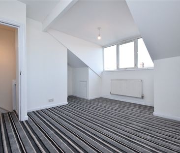 12, Arthington View, Leeds, West Yorkshire, LS10 2ND - Photo 6