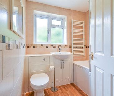 3 bedroom detached bungalow to rent - Photo 5