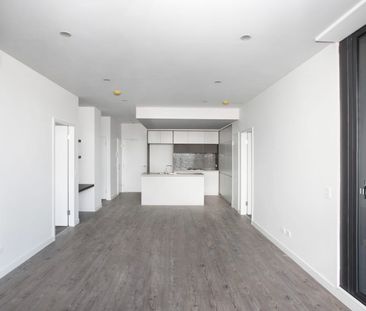Light-filled apartment with dual balconies in thornton Estate - Photo 2