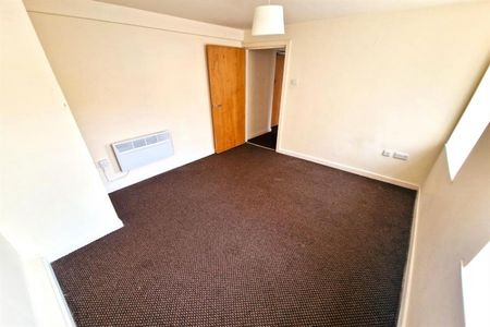 2 Bedroom Apartment Available Arranging tenancy - Photo 2