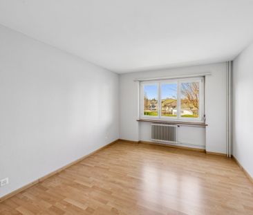 Helle 3.0 Zimmer Wohnung im 1. OG, im Stadtkern Lenzburg - Foto 2