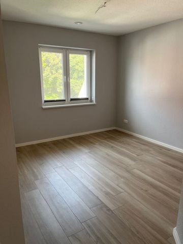 Kröpelin - schicke 3-Zimmerwohnung mit Aufzug und Balkon zu vermieten - Photo 4