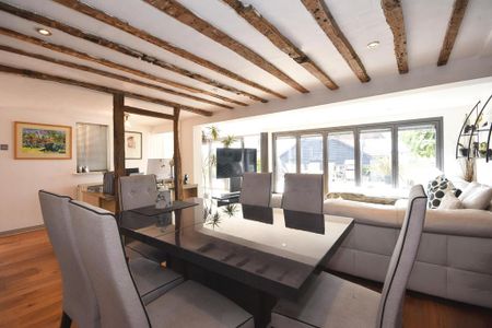 4 bedroom detached house to rent - Photo 3