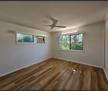 128 English Street, Manunda, Qld 4870 - Photo 5