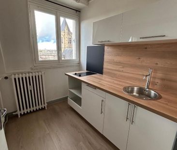 Location Appartement 1 pièce 28m² BOURGES 18000 - Photo 3