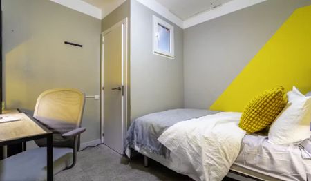 Calle de Orense, Madrid, Community of Madrid 28020 - Foto 3