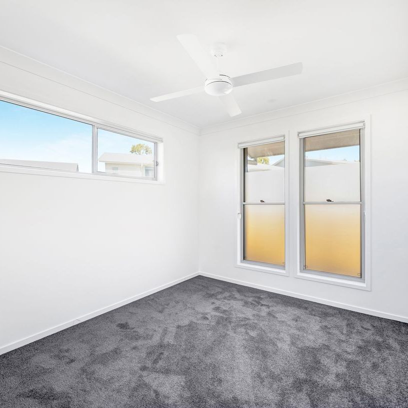 January 2026 - Brand New Townhouses to Rent at 'The Ridge Residences' Coomera - Photo 1