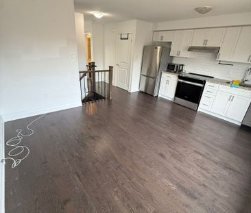 For Lease - 37 Wild Rose Gardens Unit# 2, Toronto, Ontario - Photo 4