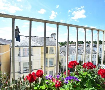 York Road, Tunbridge Wells, Kent, TN1 - Photo 2