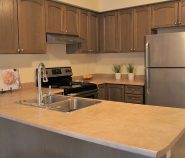 For Lease - 5289 Major Mackenzie Drive, Markham, Ontario - Photo 3