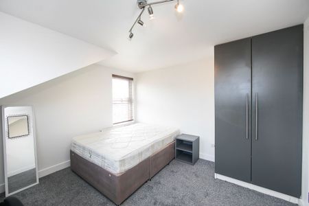 Harold Walk, Hyde Park, Leeds - Photo 5