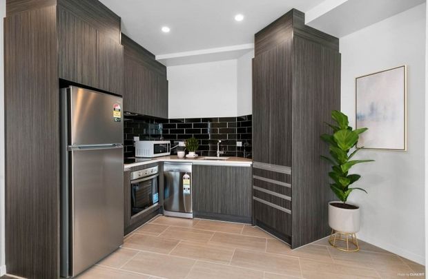 1501/7 Scotia Place, City Centre - Photo 1