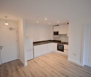 2 bedroom apartment to rent - Photo 6