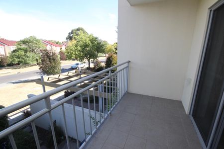 12/12 Towns Crescent, Turner ACT 2612 - Apartment For Rent | Domain - Photo 4
