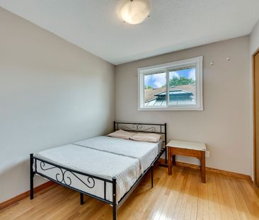For Lease - 115 Scenic Wood Crescent, Kitchener, Ontario - Photo 2