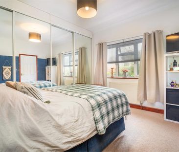 3 bedroom semi-detached house to rent - Photo 5