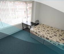 7 Bed - 58 Headingley Mount, Headingley, Leeds - LS6 3EW - Student - Photo 6