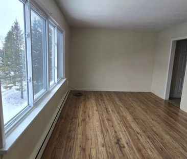 For Lease - 63 Donald Street Unit# 5, Belleville, Ontario - Photo 3