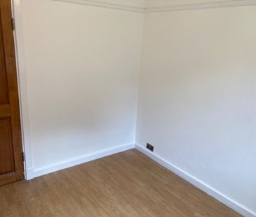 3 Bed Flat, High Mead, HA1 - Photo 6