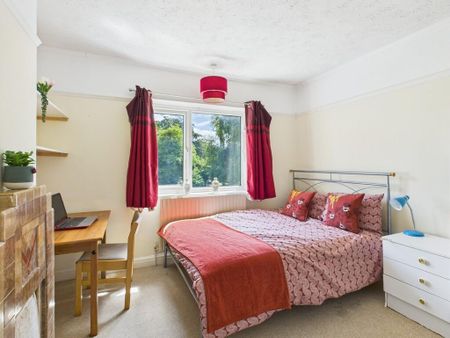 3 bedroom semi-detached house to rent - Photo 4