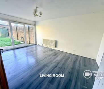 3 bedroom end of terrace house to rent - Photo 3
