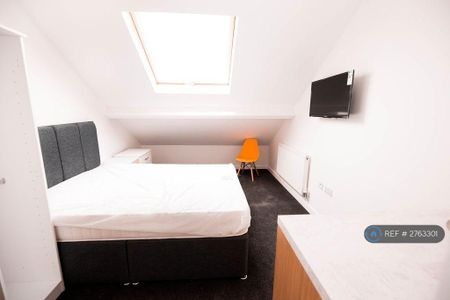 1 bedroom in a house share to rent - Photo 5