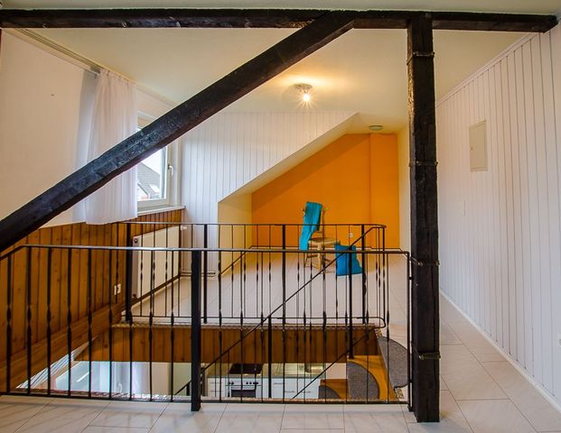 Maisonettewohnung mit Einbauküche für eine Person - Photo 1
