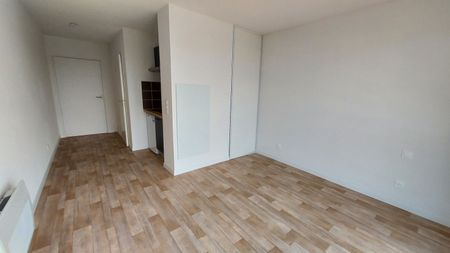 Location Appartement 1 pièce 22m² JOUE LES TOURS 37300 - Photo 5