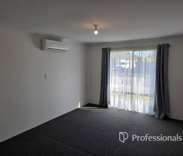 LARGE FAMILY HOME IN PICTURESQUE BUREKUP - Photo 5