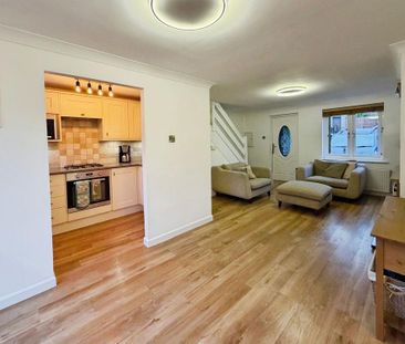 2 bedroom semi-detached house to rent - Photo 3