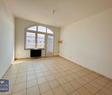 Location Appartement 2 pièces 36m² FOS SUR MER 13270 - Photo 1