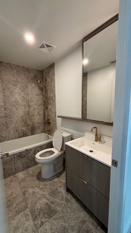 For Lease - 16 Greenbriar Road Unit# TH 5, Toronto, Ontario - Photo 5