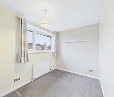 2 bedroom semi-detached house to rent - Photo 3