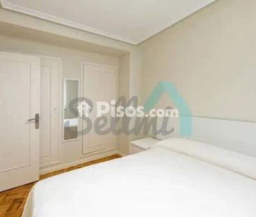 Piso en alquiler en Centro - Foto 4