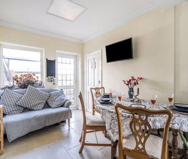 3 bedroom semi-detached house to rent - Photo 6