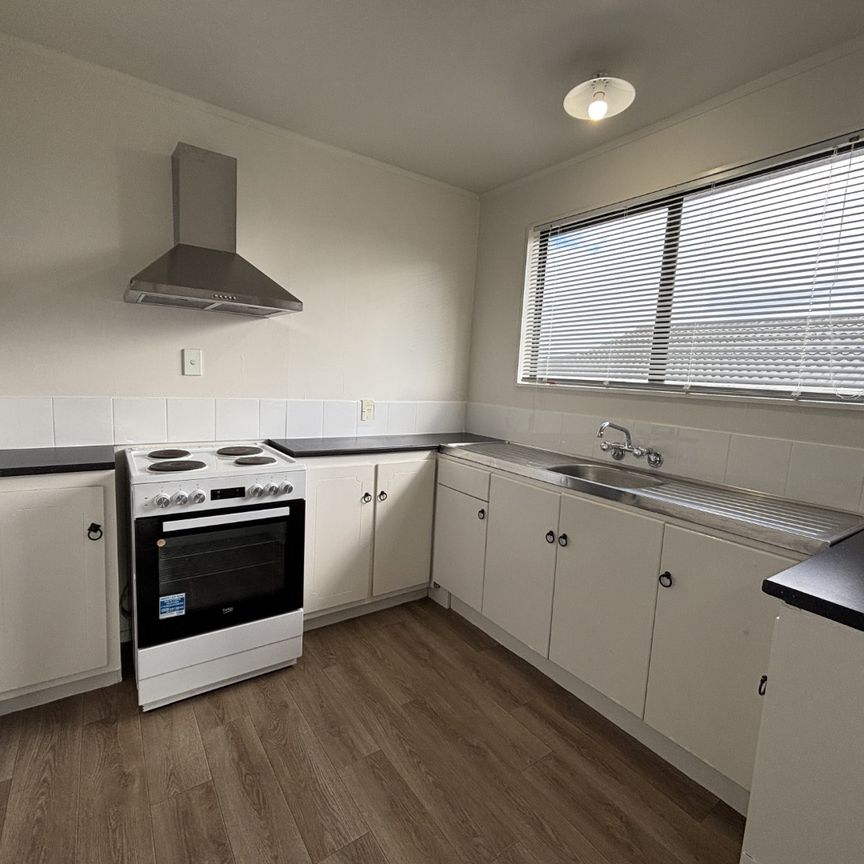 Unit 2, 25 Coombe Avenue, Otara, Auckland - Photo 1