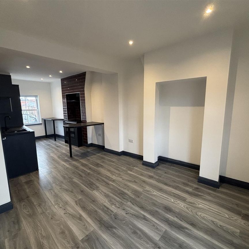 Apartment 5, Oswald Road - Photo 1