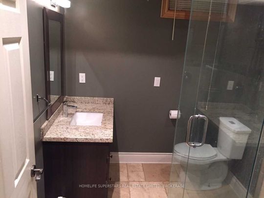 For Lease - 7 Bramtrail Gate, Brampton, Ontario - Photo 1