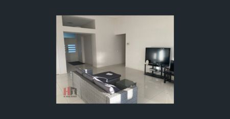 Quality Ensuite Room For Rent! - Photo 4