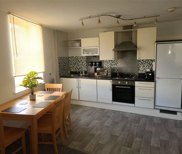 Textile Street, Dewsbury, West Yorkshire, WF13 - Photo 2