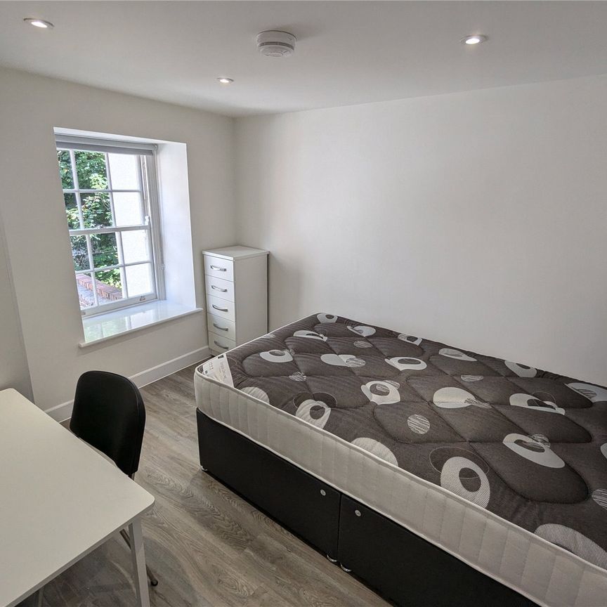 Student Properties to Let - Photo 1