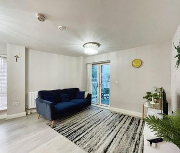 2 bedroom apartment to rent - Photo 2