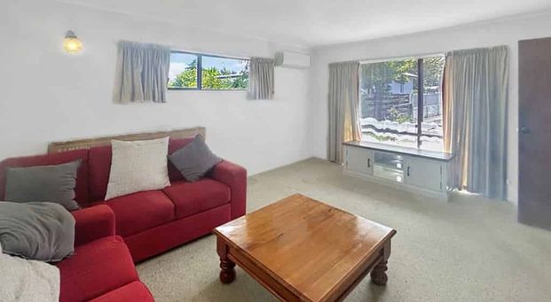 HOKOWHITU - 2 BEDROOMS - Photo 1