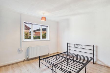 1 bedroom bungalow to rent - Photo 3