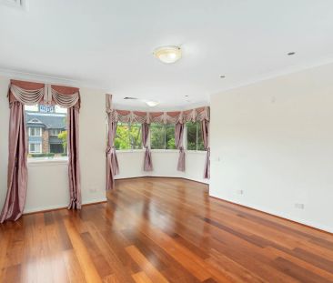 SPACIOUS EXECUTIVE HOME IN EXCLUSIVE CUL-DE-SAC - Photo 4