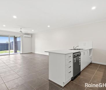 Modern & Spacious Duplex in a Great Location - Photo 1