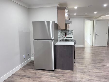 Suite in a Great Neighbourhood - Photo 2