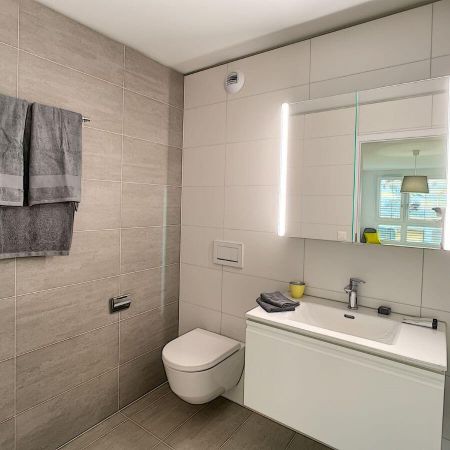 Appartement lumineux de 4.5 pièces au centre de la Chaux-de-Fonds - Photo 4