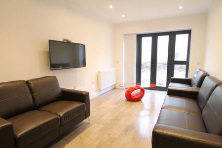 7 bedroom house to rent - Photo 2